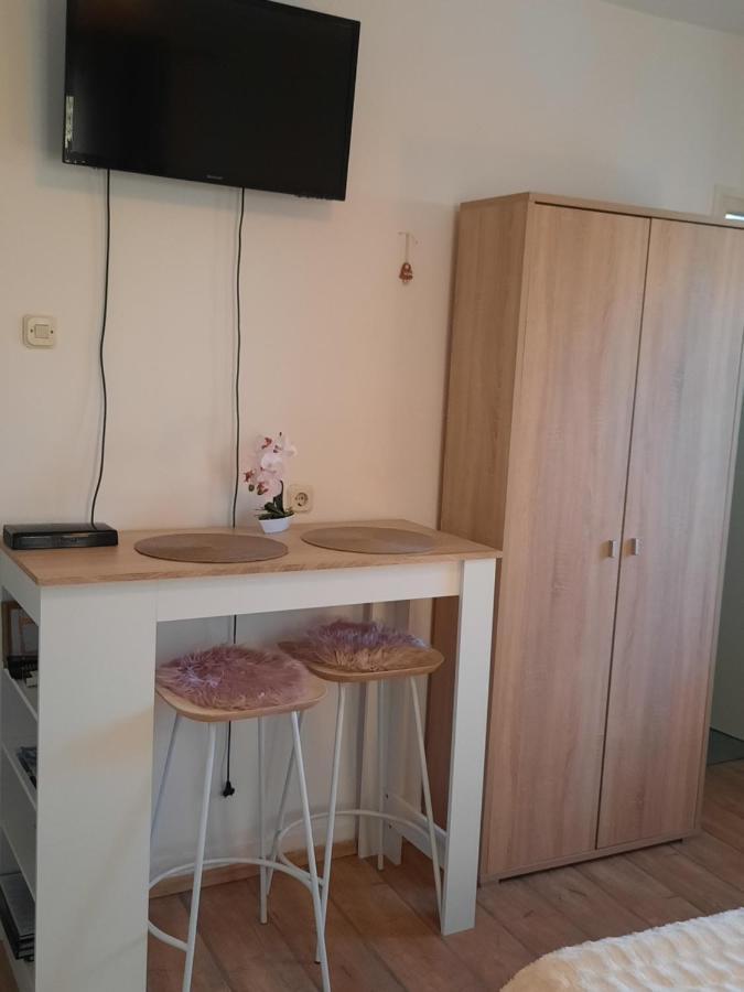Studio Apartment Katalpa Задар Екстериор снимка